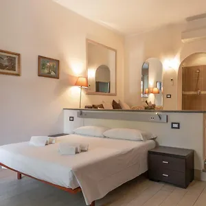 tiberina-apartments-rome-trastevere.it-romehotels.com/